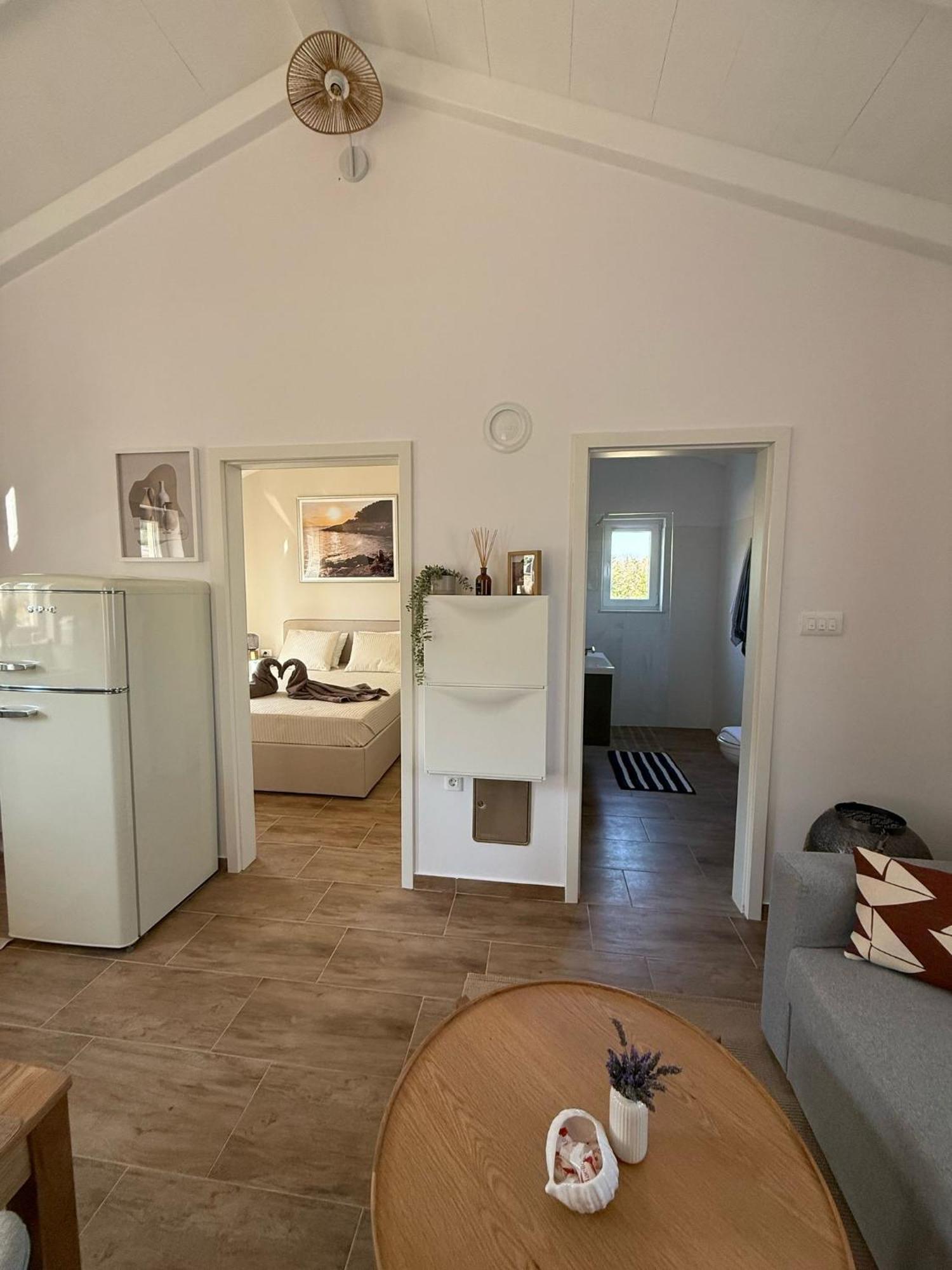 Guest House Lena, Nerezine, Mali Losinj Exterior foto